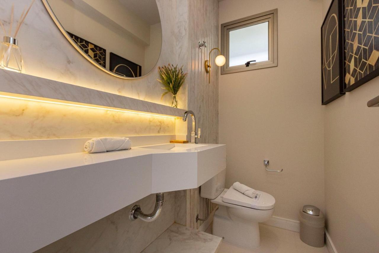 Punta Blu 101-9 - Apartamento De Alto Padrao Em Condominio Exclusivo, Quadra Poliesportiva - Piscina - Portaria 24H. ボンビーニャス エクステリア 写真